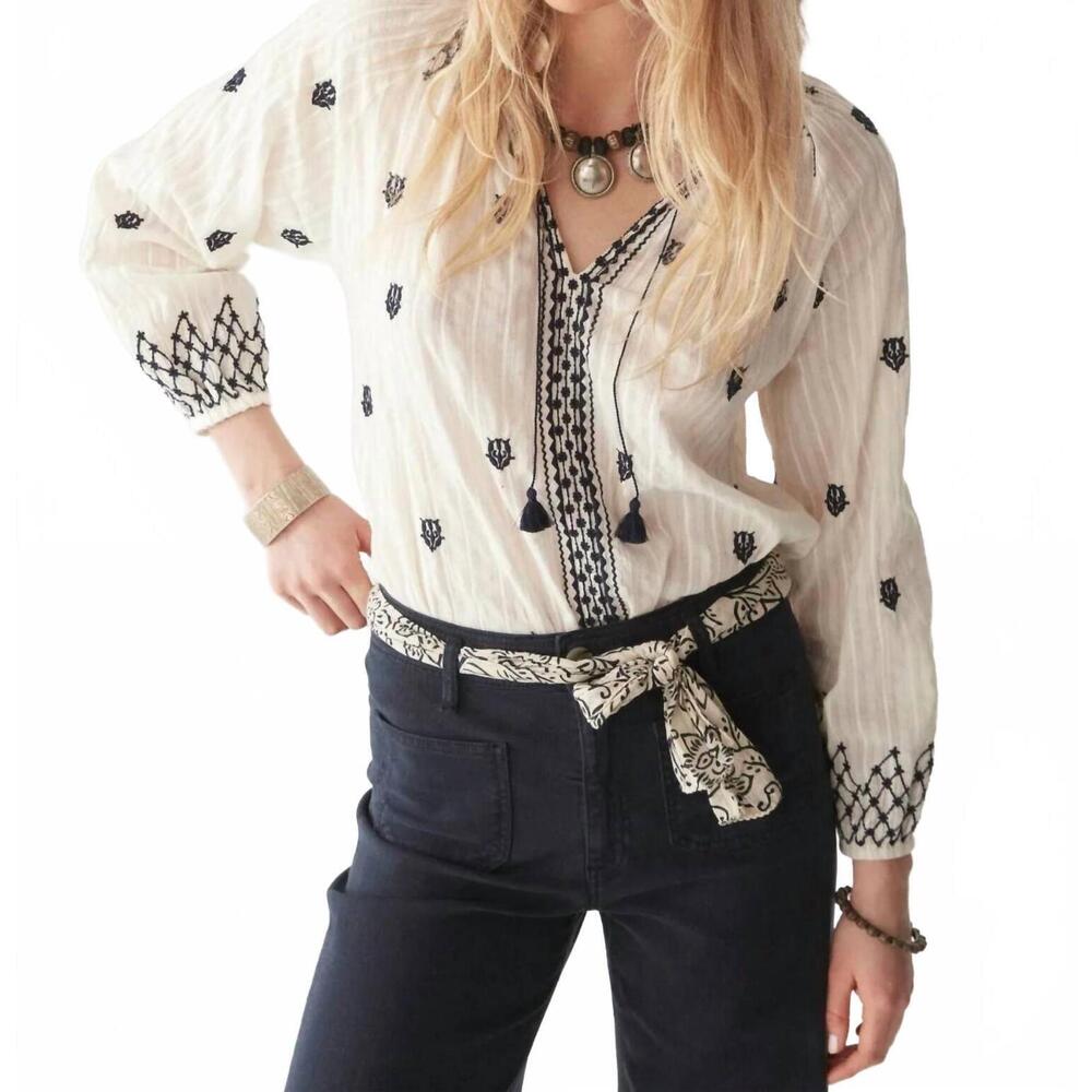 NEW MAISON HOTEL sybille blouse in blue lagoon